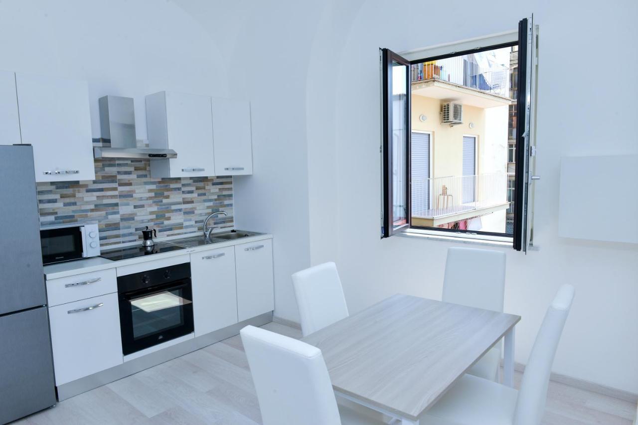 L'Aurora Azzurra -Luxury Suites Sorrento Coast ปิอาโนดิซอร์เรนโต ภายนอก รูปภาพ