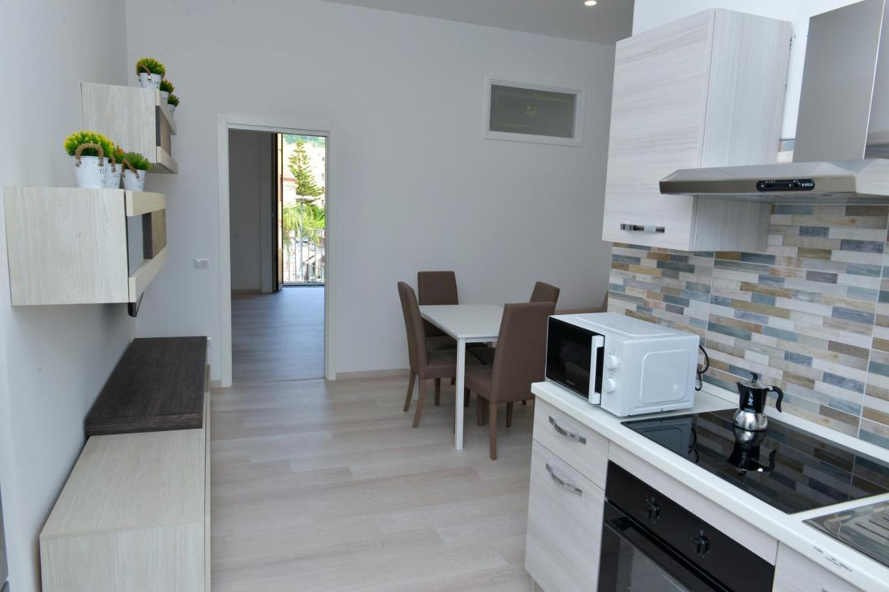 L'Aurora Azzurra -Luxury Suites Sorrento Coast ปิอาโนดิซอร์เรนโต ภายนอก รูปภาพ